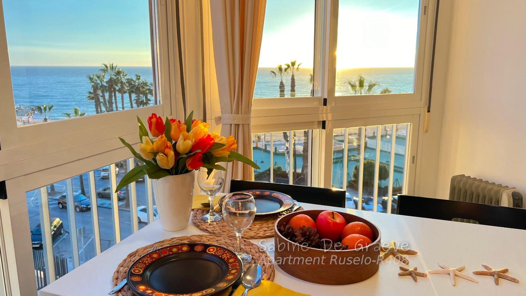 Love Nest By The Sea Wake Up With Ocean Views In Every Room Ruselo R408 Torrox Exteriör bild
