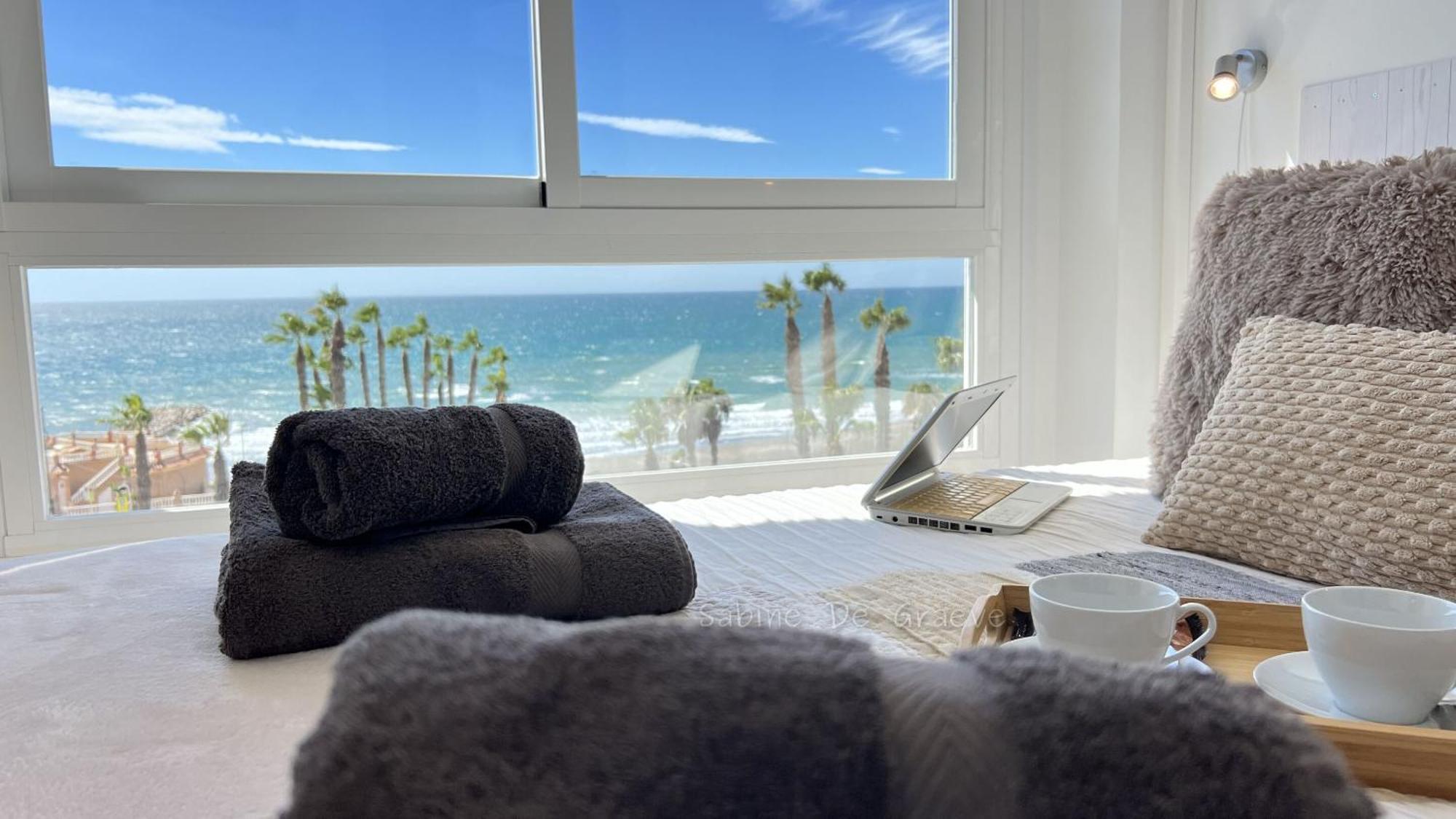 Love Nest By The Sea Wake Up With Ocean Views In Every Room Ruselo R408 Torrox Exteriör bild