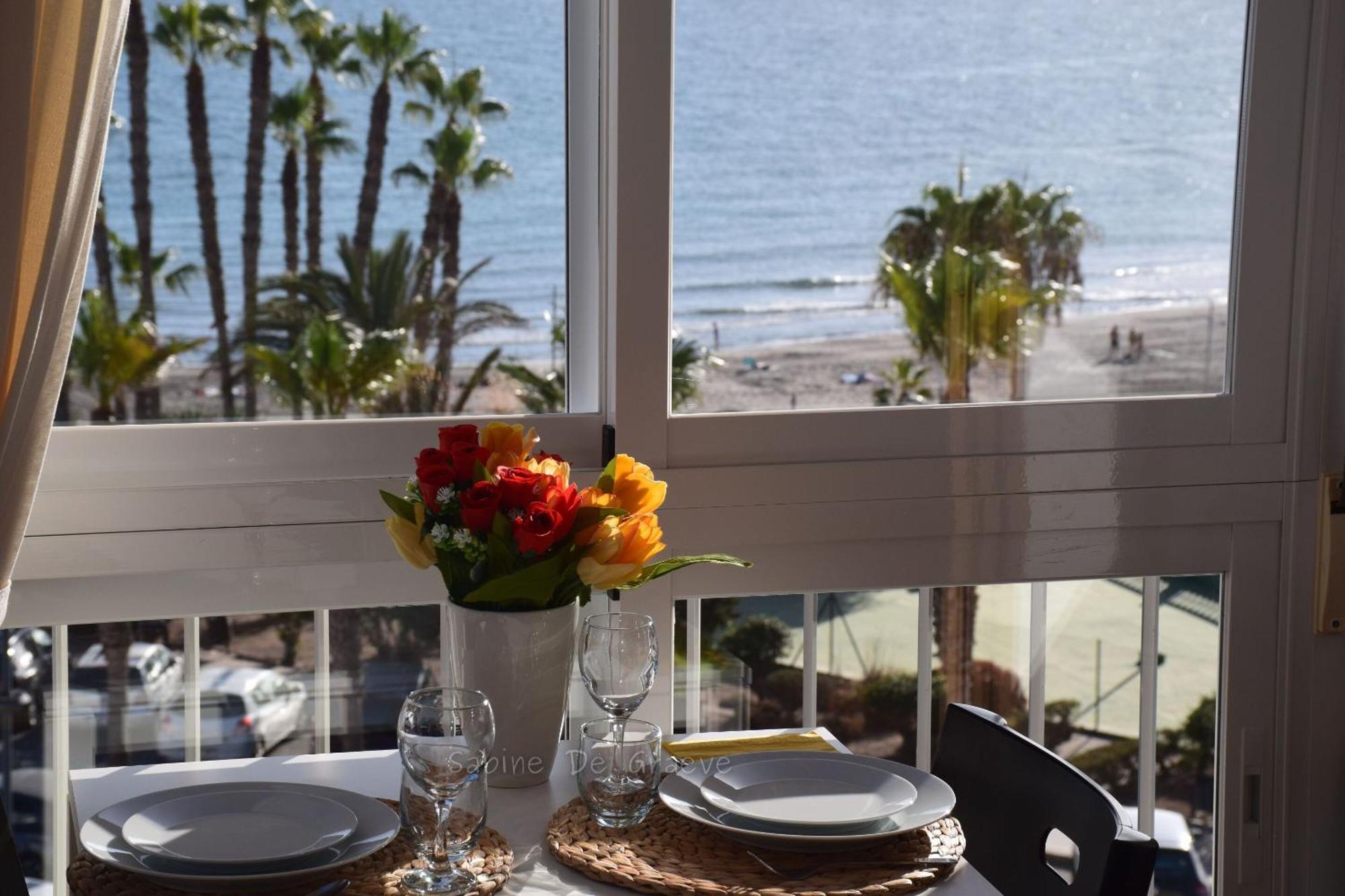 Love Nest By The Sea Wake Up With Ocean Views In Every Room Ruselo R408 Torrox Exteriör bild