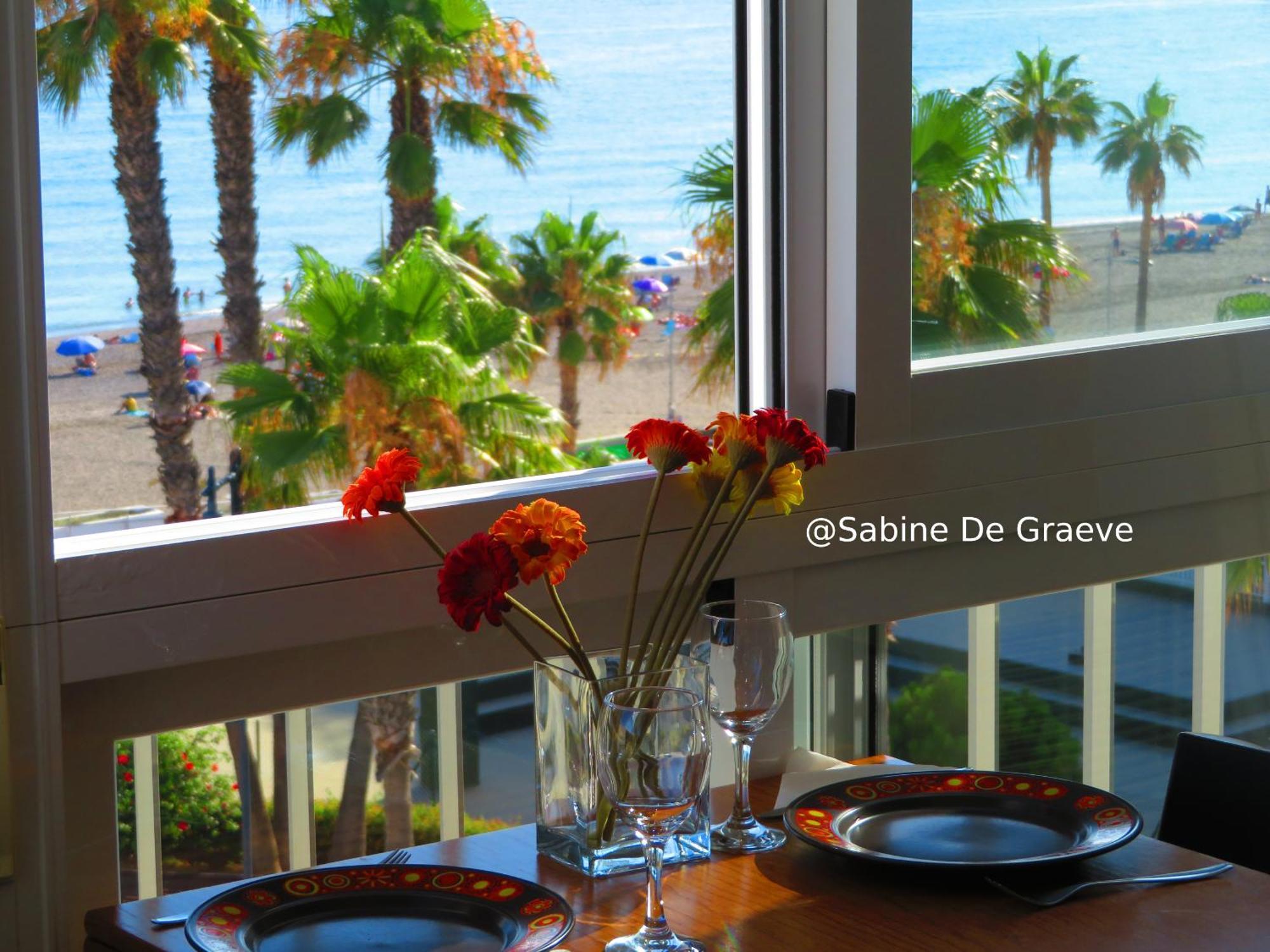 Love Nest By The Sea Wake Up With Ocean Views In Every Room Ruselo R408 Torrox Rum bild