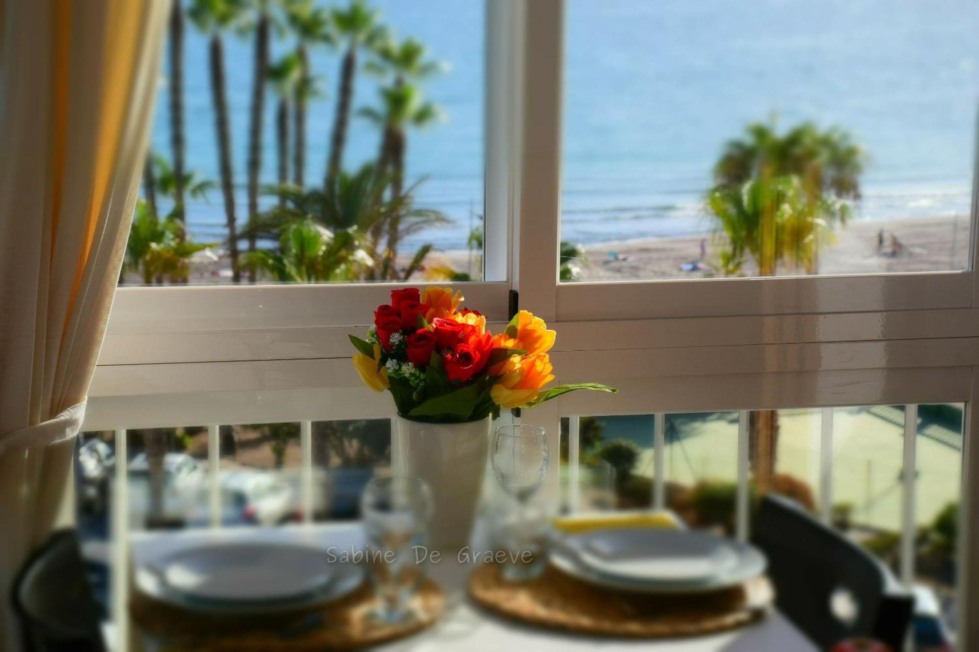 Love Nest By The Sea Wake Up With Ocean Views In Every Room Ruselo R408 Torrox Exteriör bild
